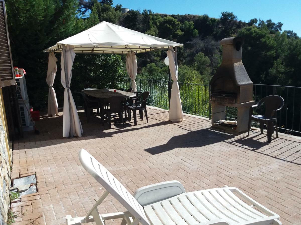 Villa Del Mare Ligure Elvezia Santo Stefano al Mare Eksteriør billede