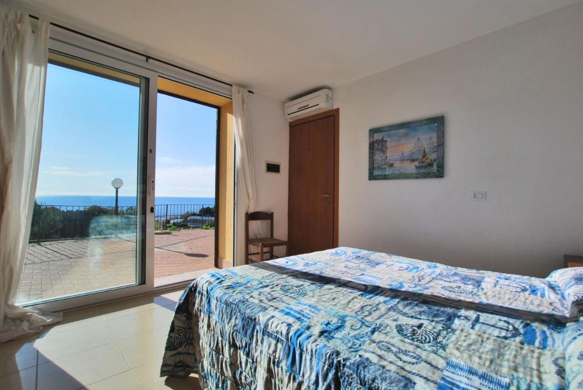 Villa Del Mare Ligure Elvezia Santo Stefano al Mare Eksteriør billede